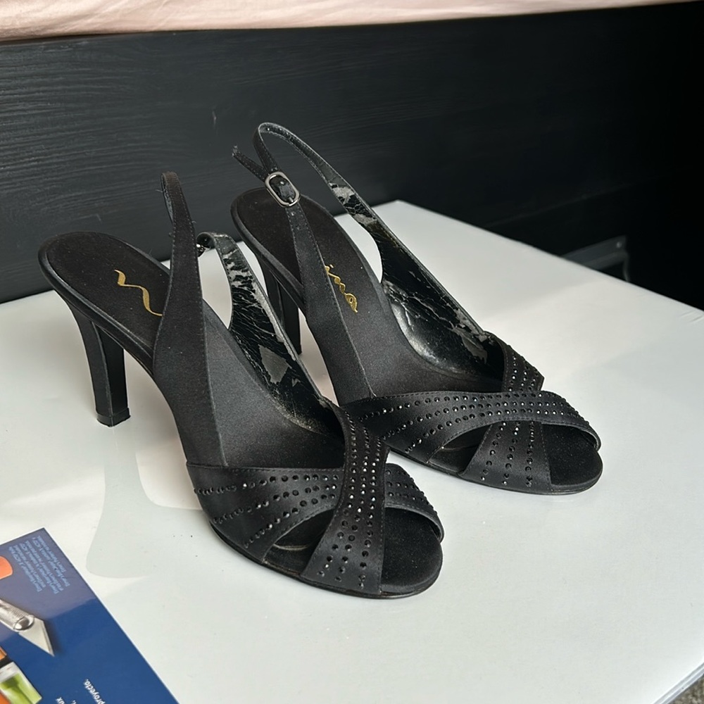 Nina black small heels